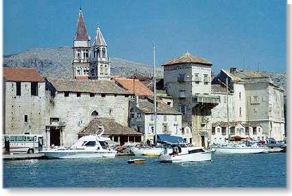 trogir.jpg (42784 bytes)